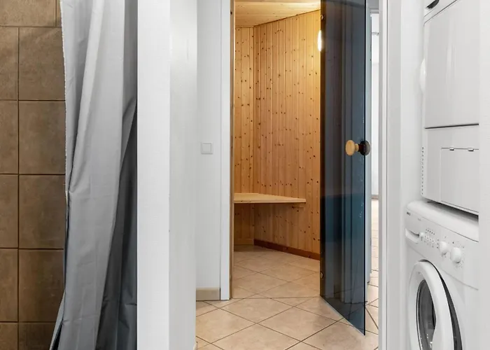 Ismo - 350m From The Sea By Interhome *